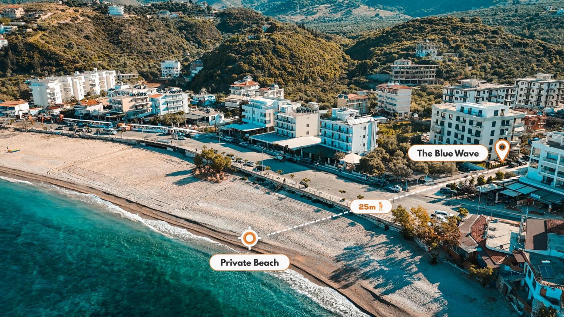 The Blue Wave Hotel Himare Exteriör bild